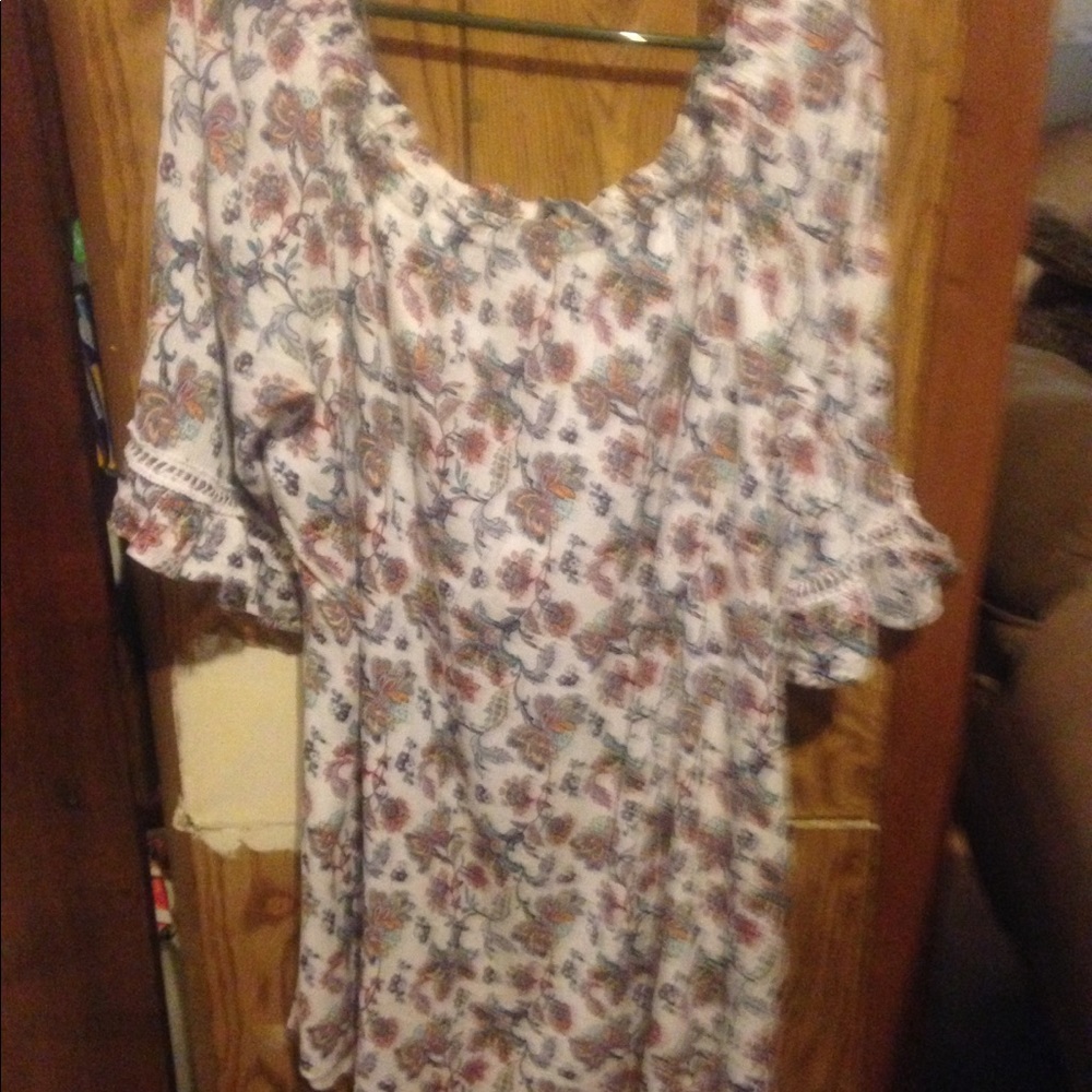 Dress - Picture 2 of 6